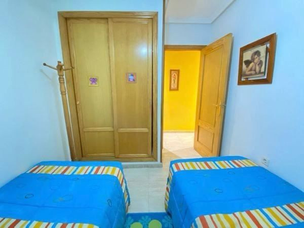 Se vende Apartamento Planta Media de 2 dormitorios en Costa Blanca, Alicante, España