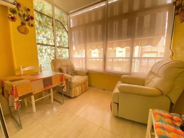 Se vende Apartamento Planta Media de 2 dormitorios en Costa Blanca, Alicante, España
