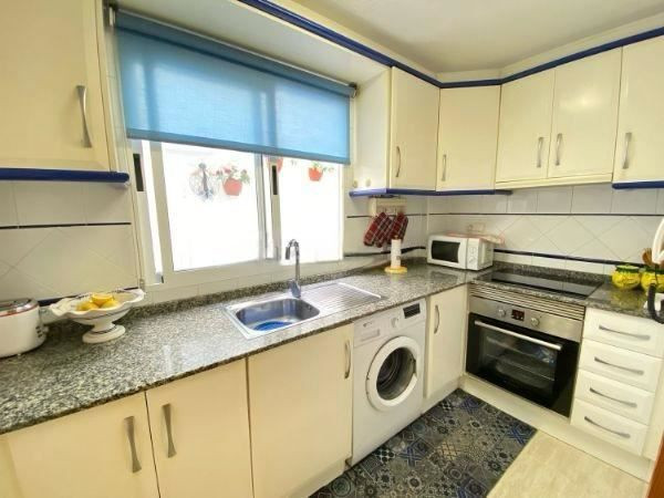 Se vende Apartamento Planta Media de 2 dormitorios en Costa Blanca, Alicante, España
