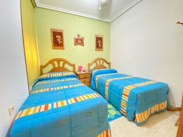 Se vende Apartamento Planta Media de 2 dormitorios en Costa Blanca, Alicante, España