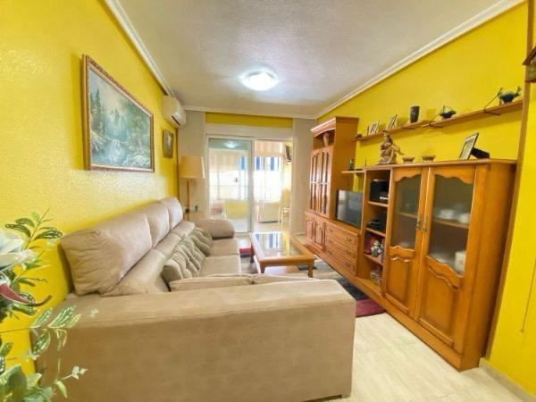 Se vende Apartamento Planta Media de 2 dormitorios en Costa Blanca, Alicante, España