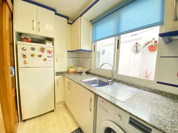Se vende Apartamento Planta Media de 2 dormitorios en Costa Blanca, Alicante, España