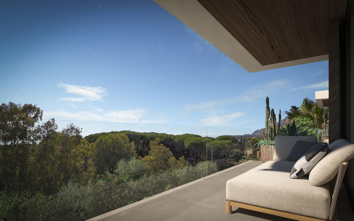 5 Bed Townhouse for sale in The Golden Mile Costa Del Sol, Málaga, Spain