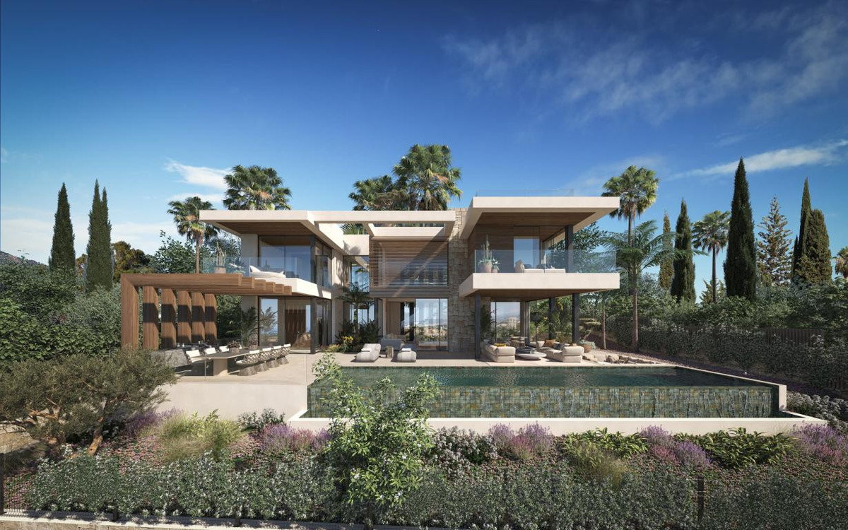 5 Bed Townhouse for sale in The Golden Mile Costa Del Sol, Málaga, Spain