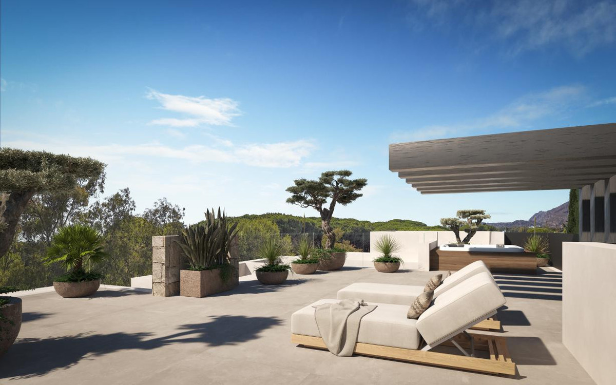 5 Bed Townhouse for sale in The Golden Mile Costa Del Sol, Málaga, Spain