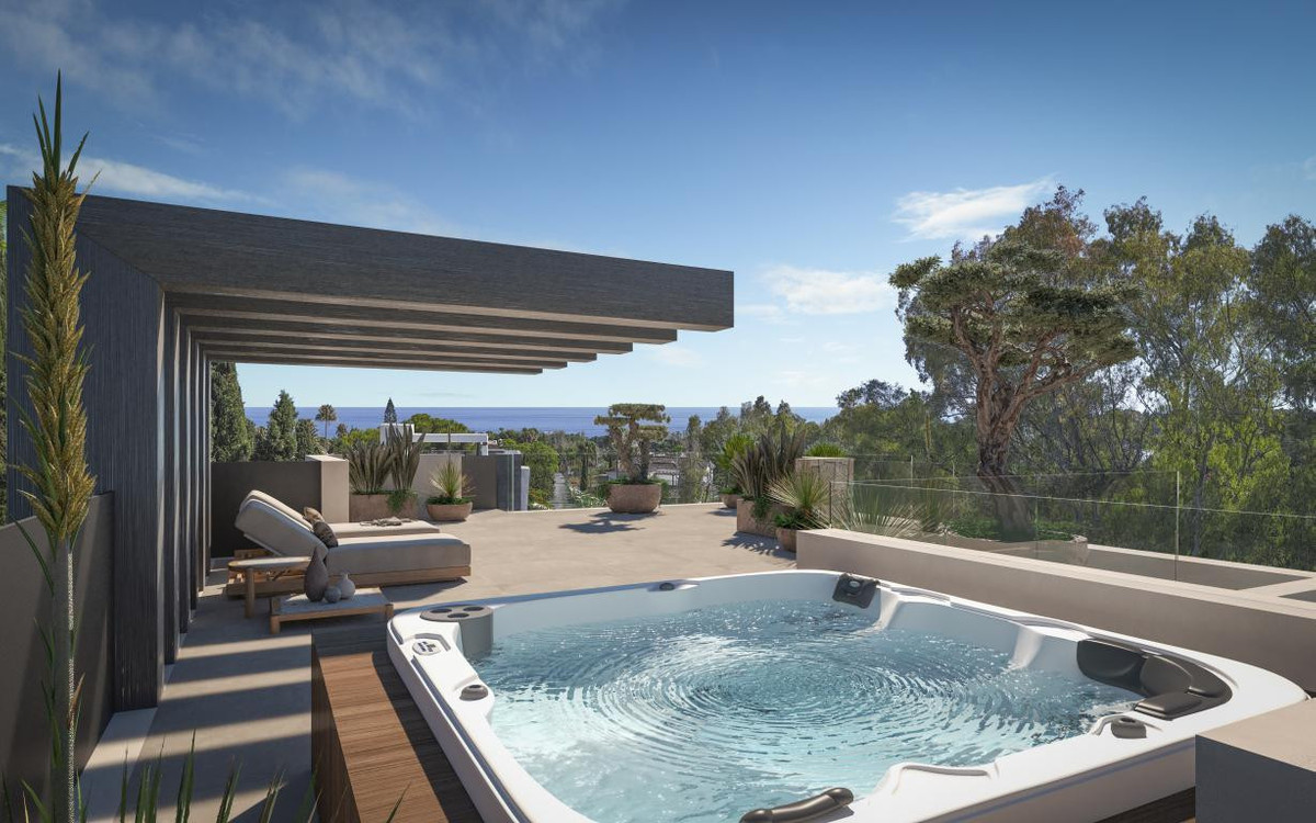 5 Bed Townhouse for sale in The Golden Mile Costa Del Sol, Málaga, Spain