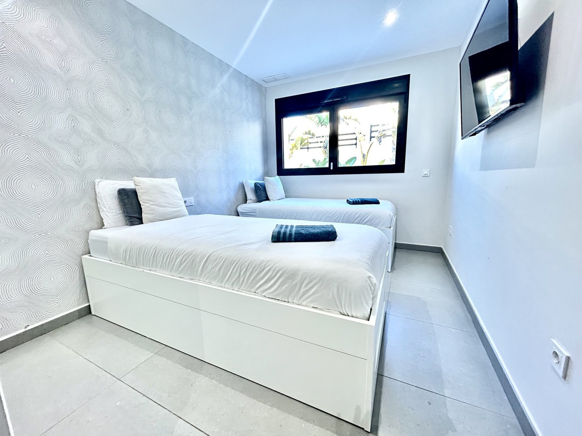5 Bed Townhouse for sale in Los Balcones Costa Blanca, Alicante, Spain