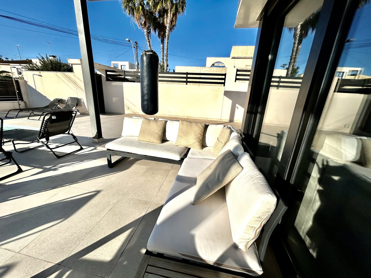 5 Bed Townhouse for sale in Los Balcones Costa Blanca, Alicante, Spain