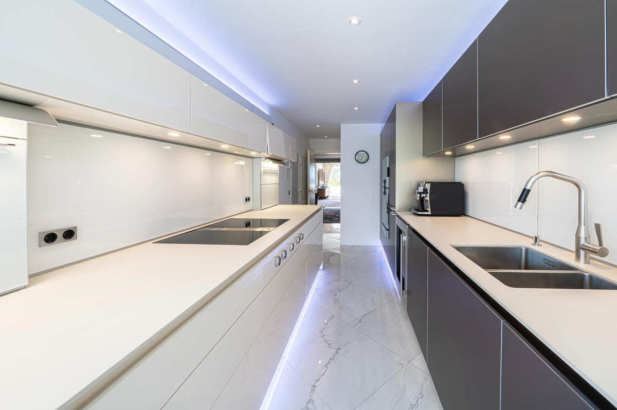 Se vende Ático Dúplex de 4 dormitorios en Costa Del Sol, Málaga, España