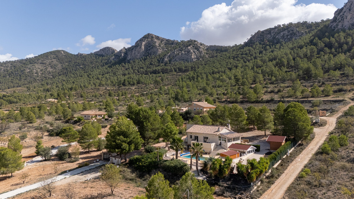 Se vende Villa - Chalet de 4 dormitorios en Costa Calida, Murcia, España