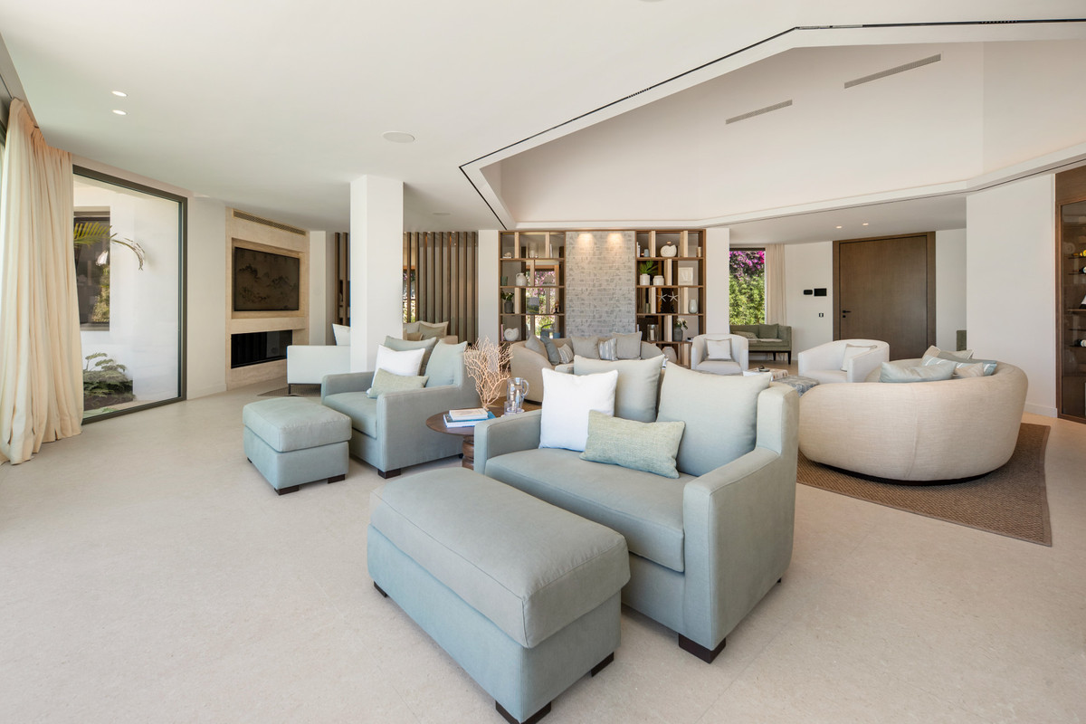 Se vende Villa - Chalet de 6 dormitorios en Costa Del Sol, Málaga, España