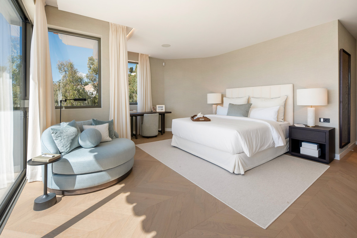 Se vende Villa - Chalet de 6 dormitorios en Costa Del Sol, Málaga, España