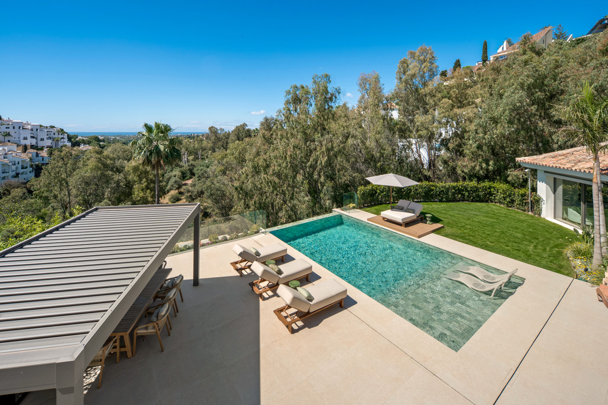 Se vende Villa - Chalet de 6 dormitorios en Costa Del Sol, Málaga, España