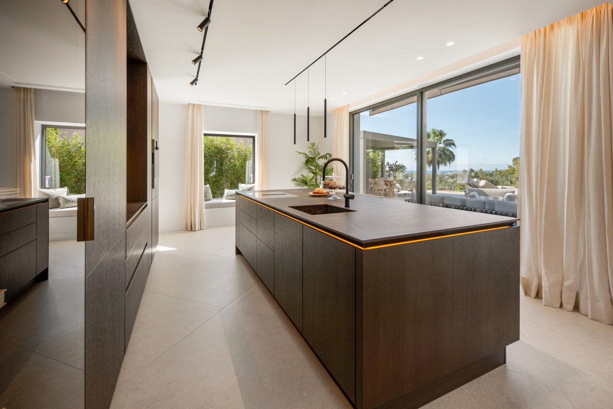 Se vende Villa - Chalet de 6 dormitorios en Costa Del Sol, Málaga, España