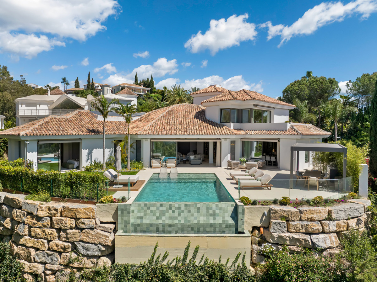 Se vende Villa - Chalet de 6 dormitorios en Costa Del Sol, Málaga, España