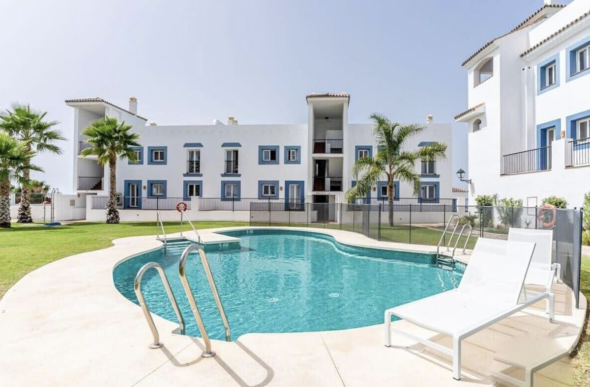 2 Bed Apartment for sale in Benahavís Costa Del Sol, Málaga, Spain