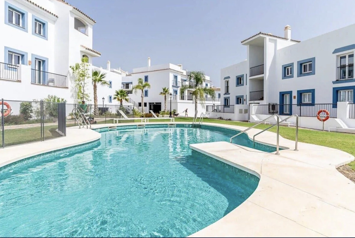 2 Bed Apartment for sale in Benahavís Costa Del Sol, Málaga, Spain
