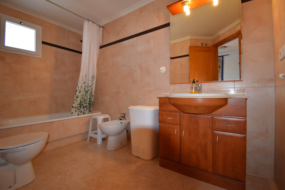 3 Bed Apartment for sale in Playa Flamenca Costa Blanca, Alicante, Spain