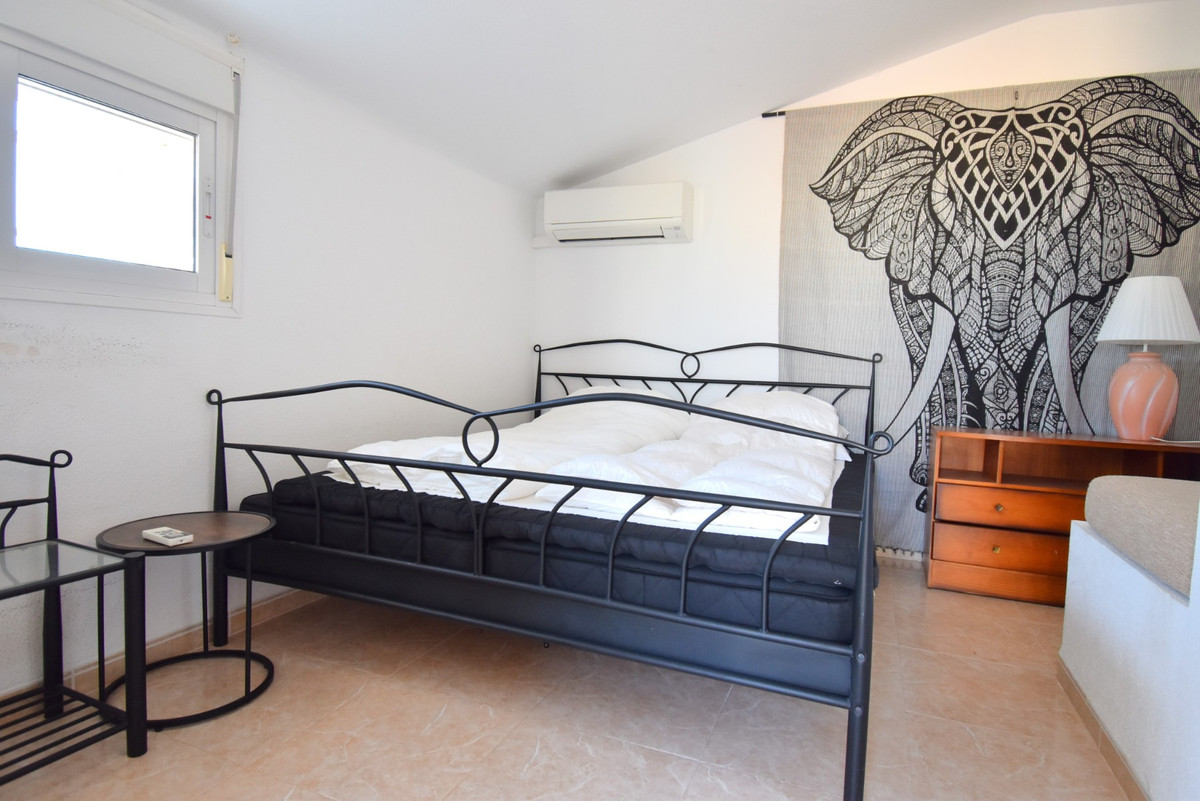 3 Bed Apartment for sale in Playa Flamenca Costa Blanca, Alicante, Spain