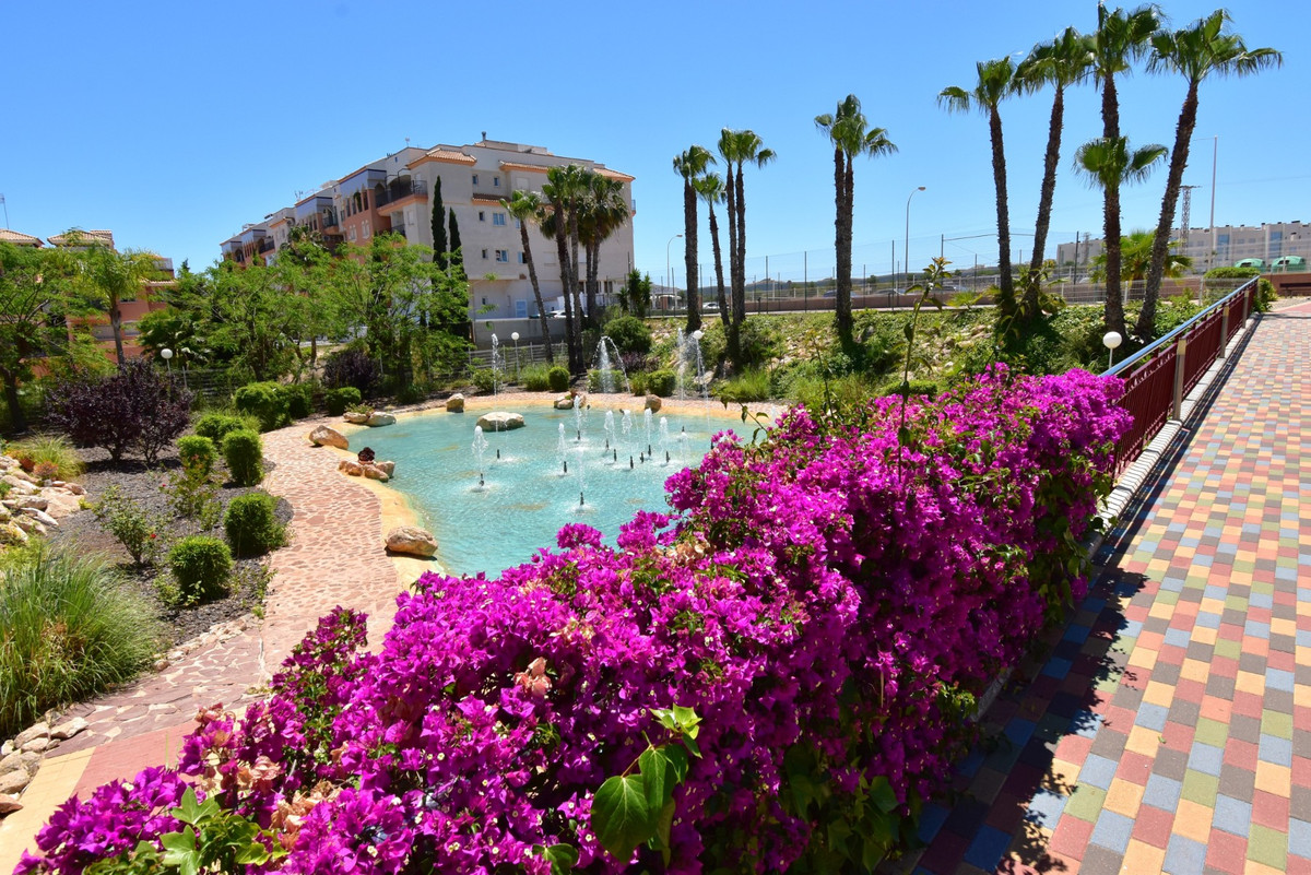 3 Bed Apartment for sale in Playa Flamenca Costa Blanca, Alicante, Spain