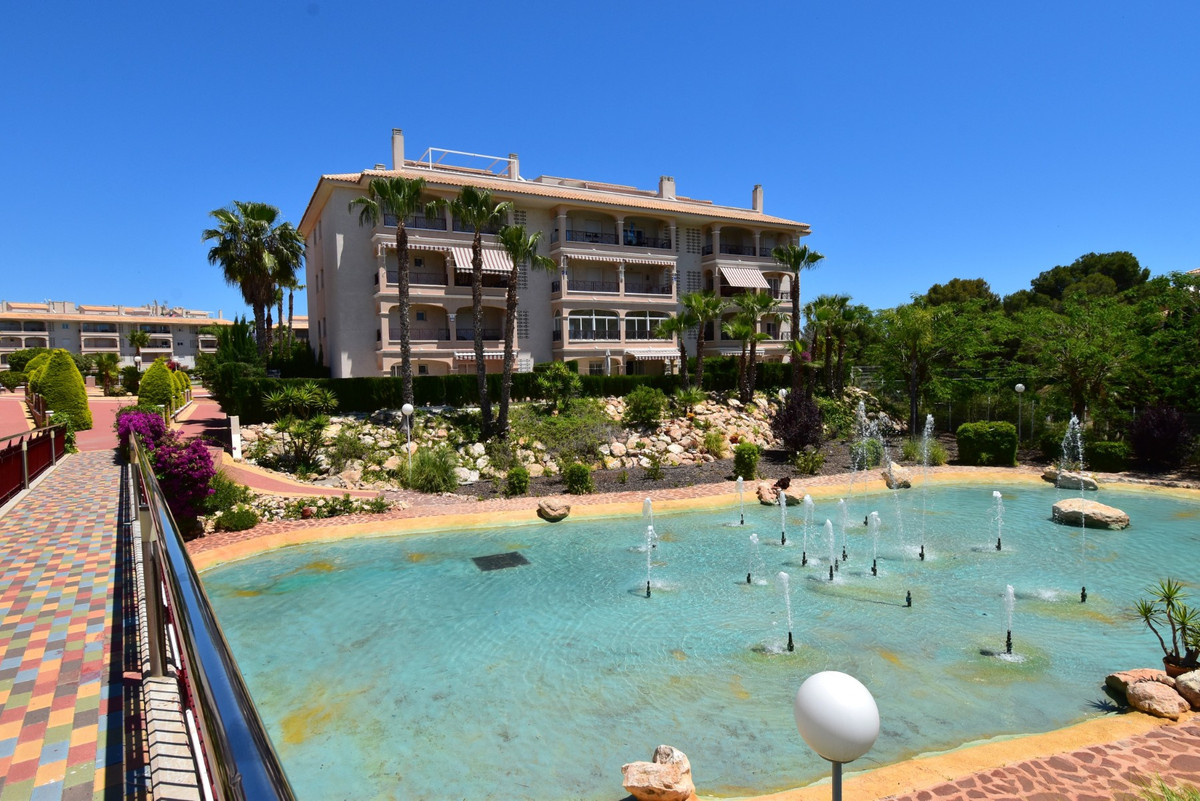 3 Bed Apartment for sale in Playa Flamenca Costa Blanca, Alicante, Spain