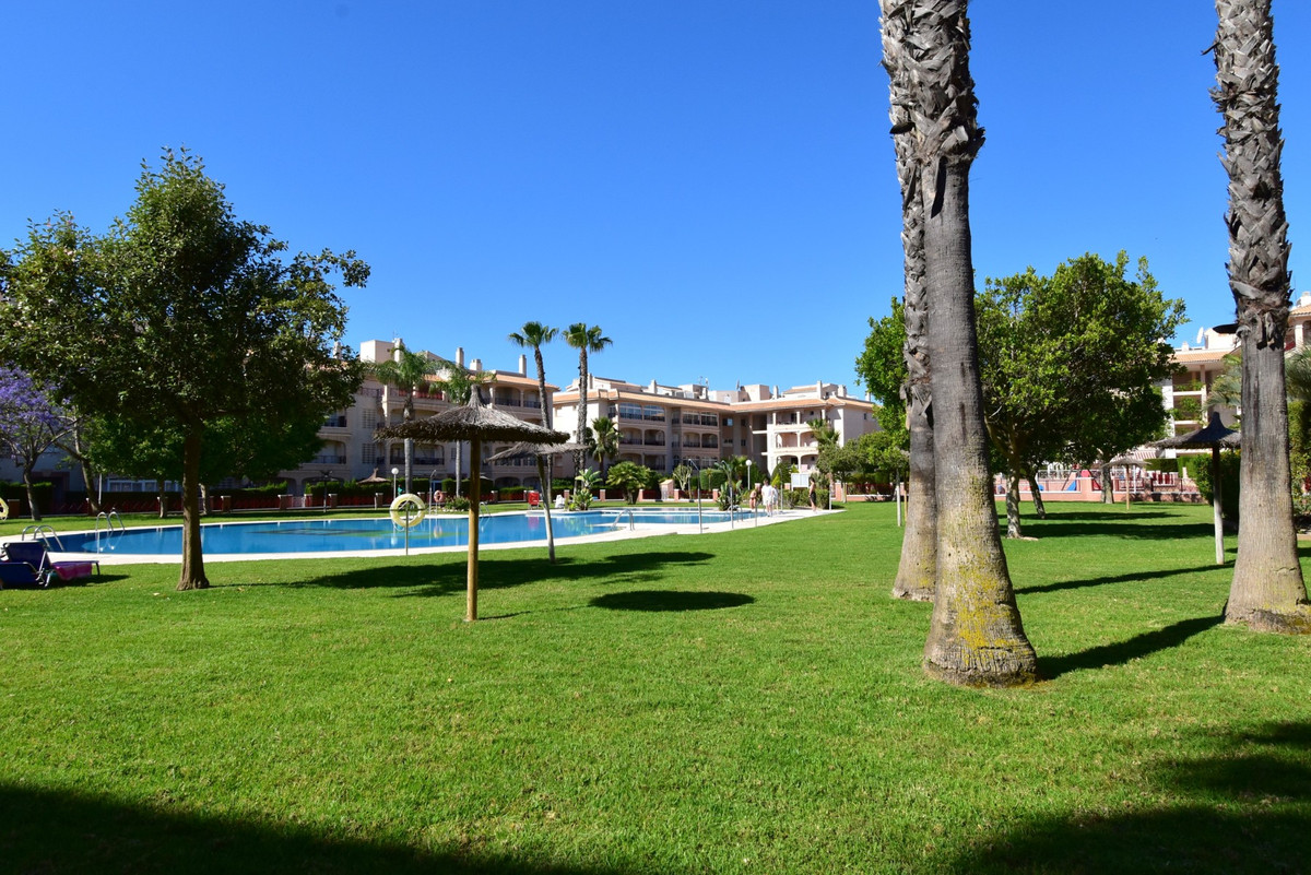3 Bed Apartment for sale in Playa Flamenca Costa Blanca, Alicante, Spain