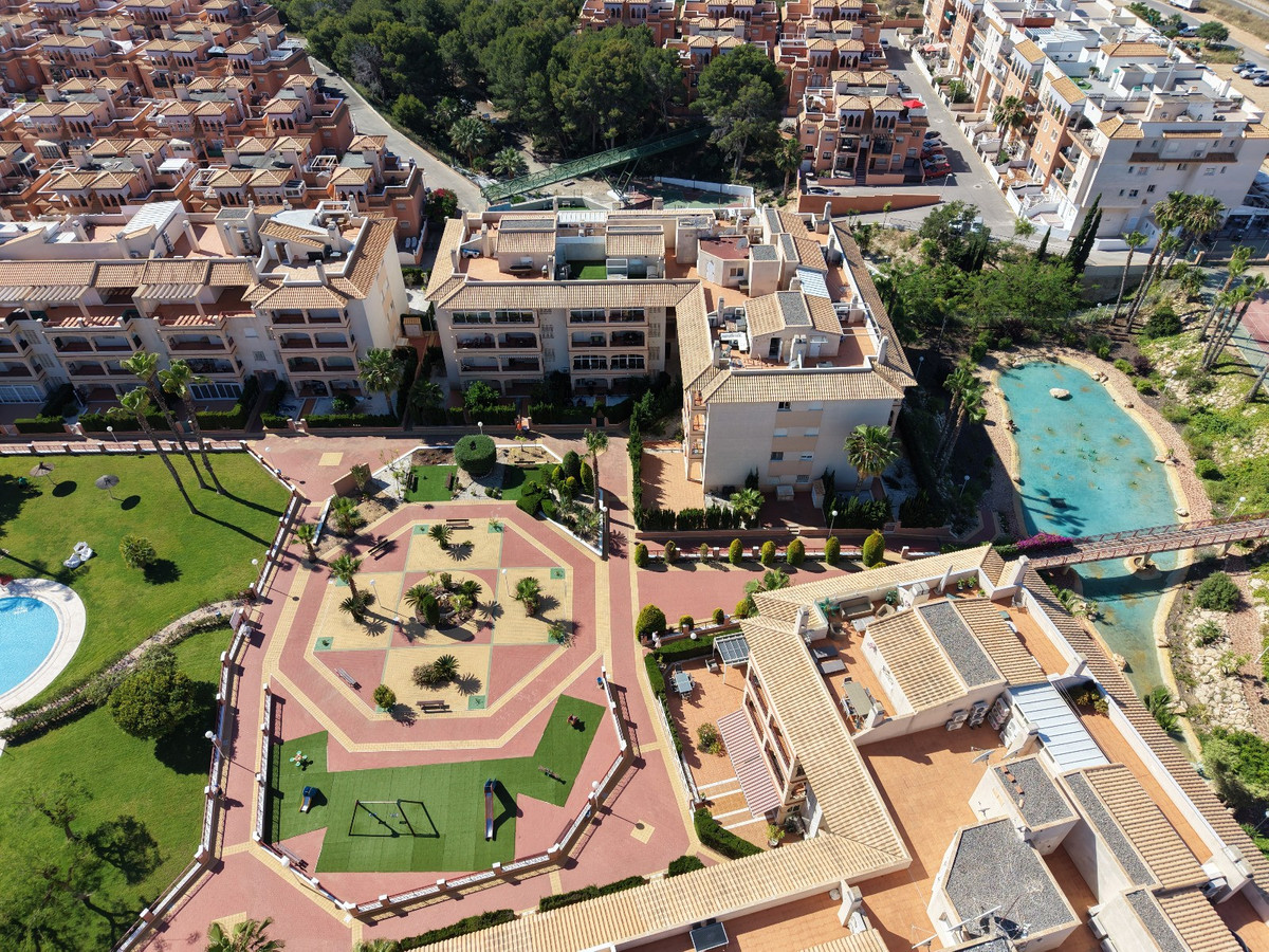 3 Bed Apartment for sale in Playa Flamenca Costa Blanca, Alicante, Spain