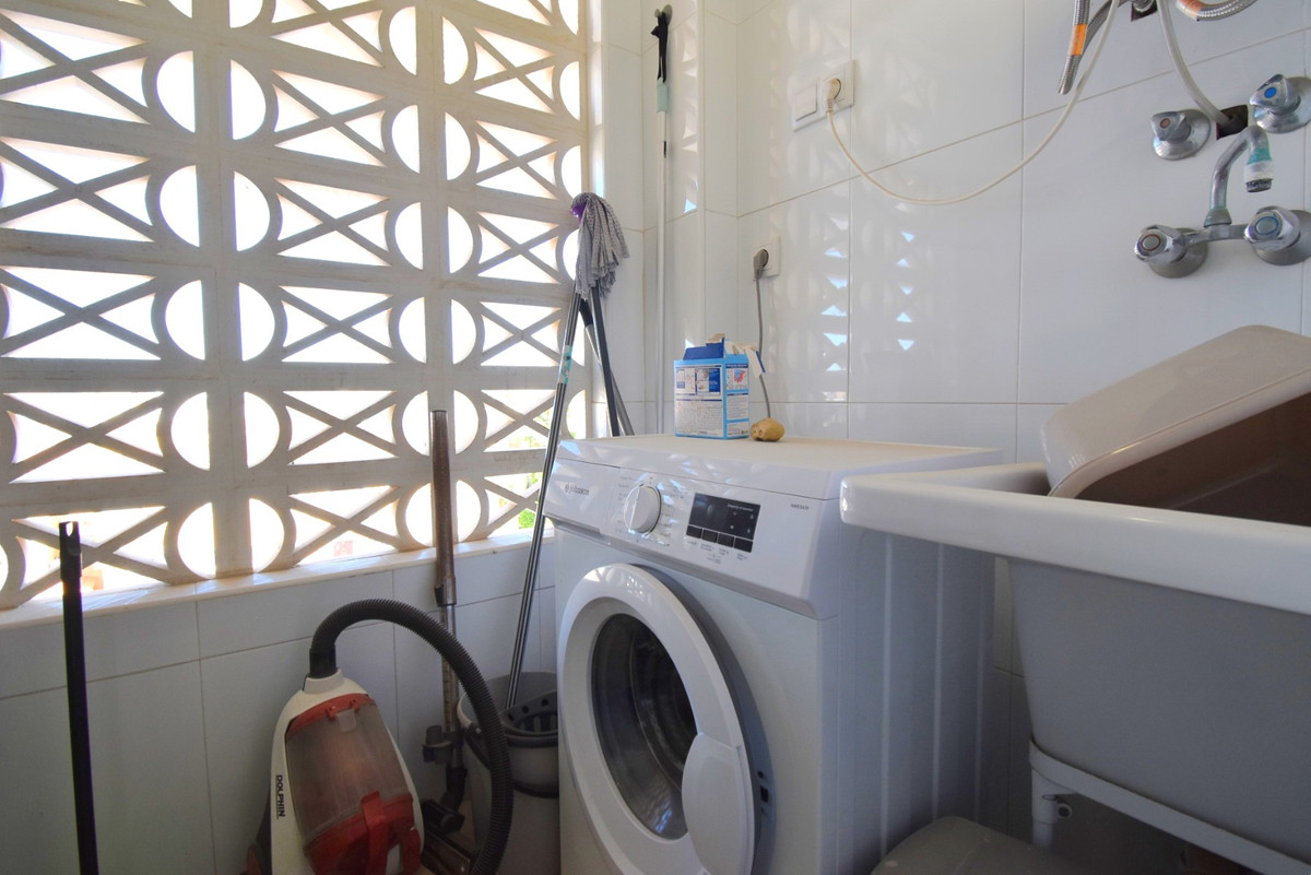 3 Bed Apartment for sale in Playa Flamenca Costa Blanca, Alicante, Spain