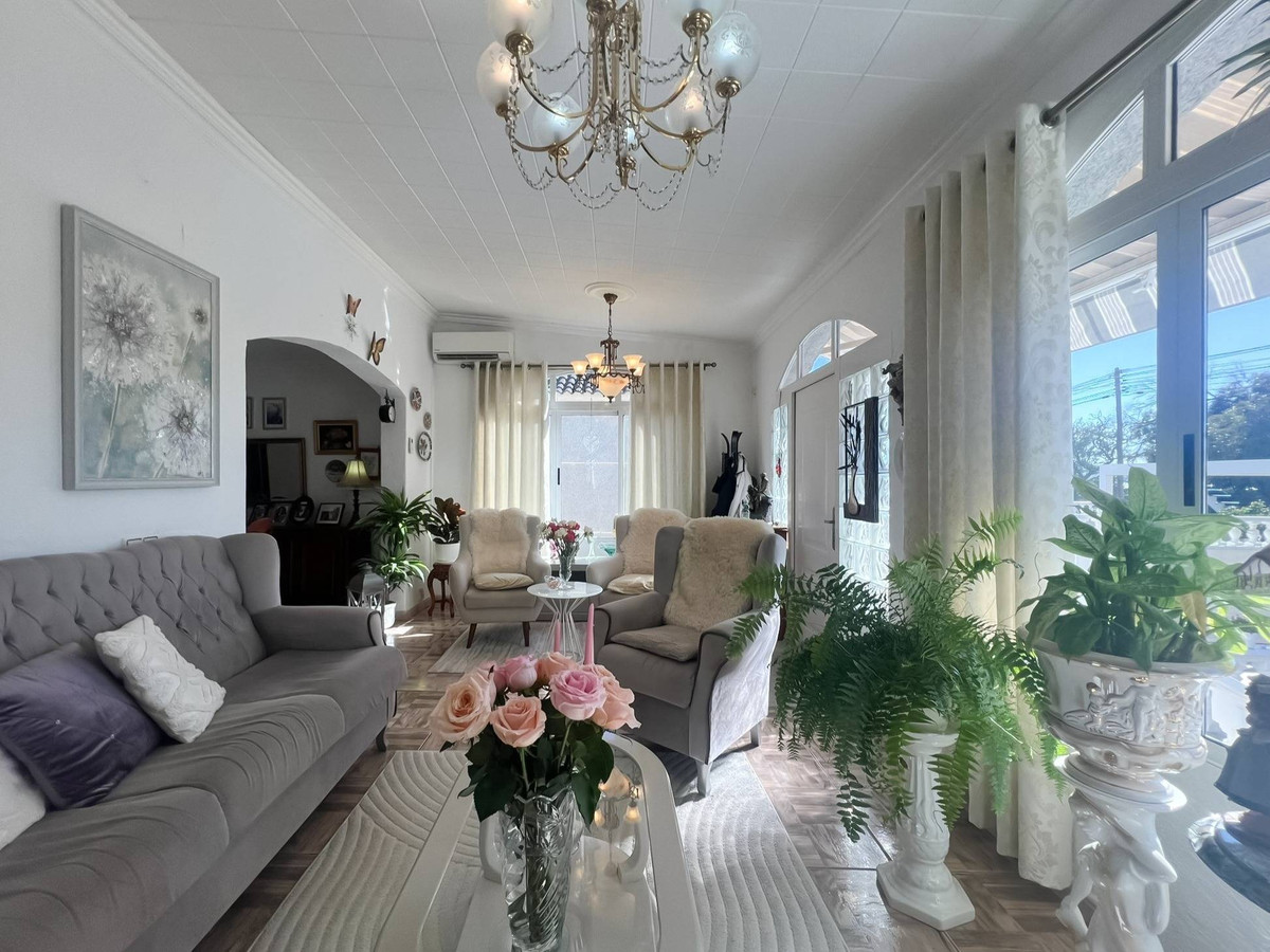 3 Bed Townhouse for sale in La Siesta Costa Blanca, Alicante, Spain