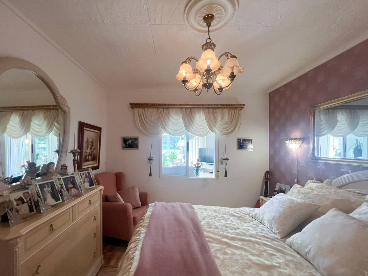 3 Bed Townhouse for sale in La Siesta Costa Blanca, Alicante, Spain