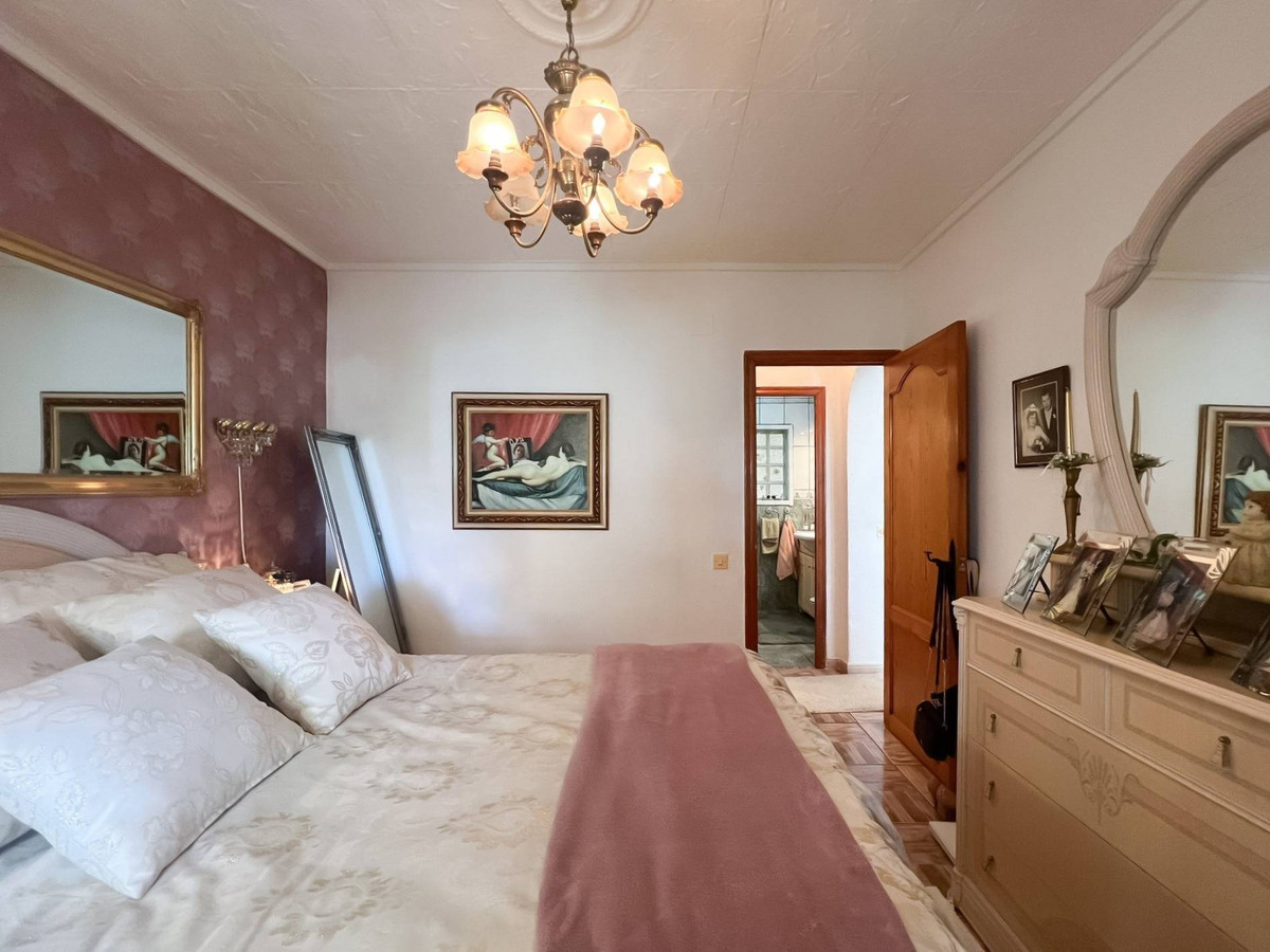 3 Bed Townhouse for sale in La Siesta Costa Blanca, Alicante, Spain