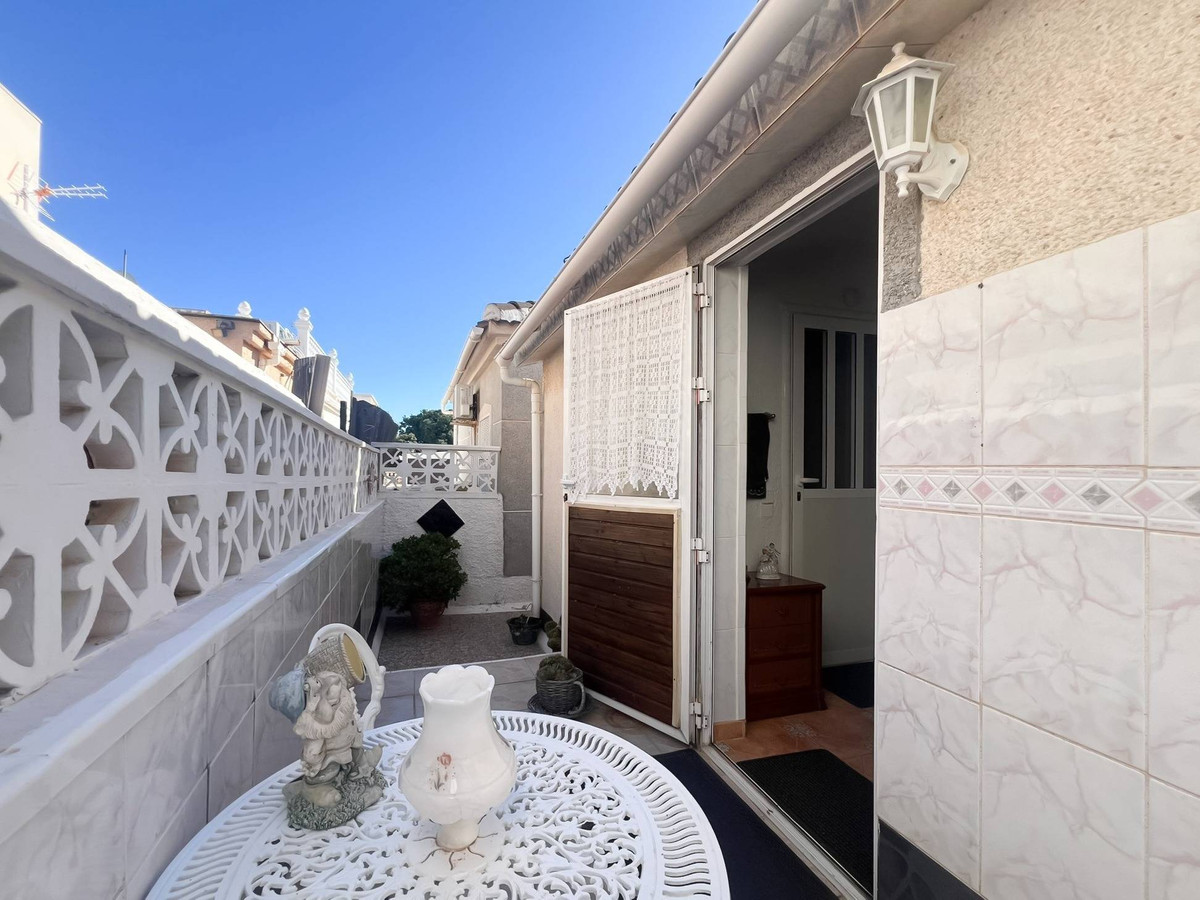 3 Bed Townhouse for sale in La Siesta Costa Blanca, Alicante, Spain