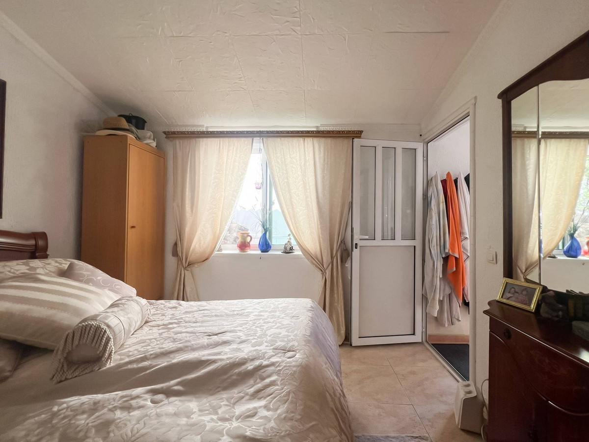 3 Bed Townhouse for sale in La Siesta Costa Blanca, Alicante, Spain