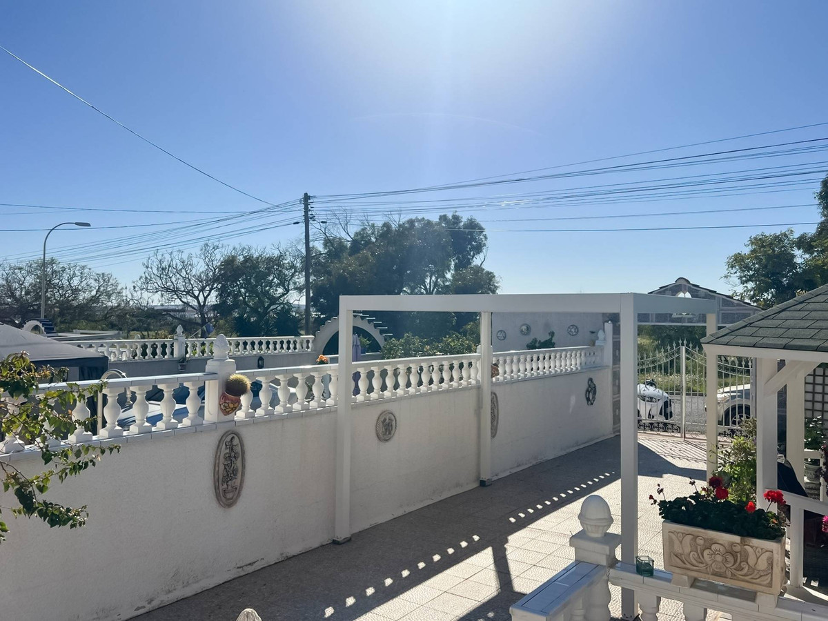 3 Bed Townhouse for sale in La Siesta Costa Blanca, Alicante, Spain