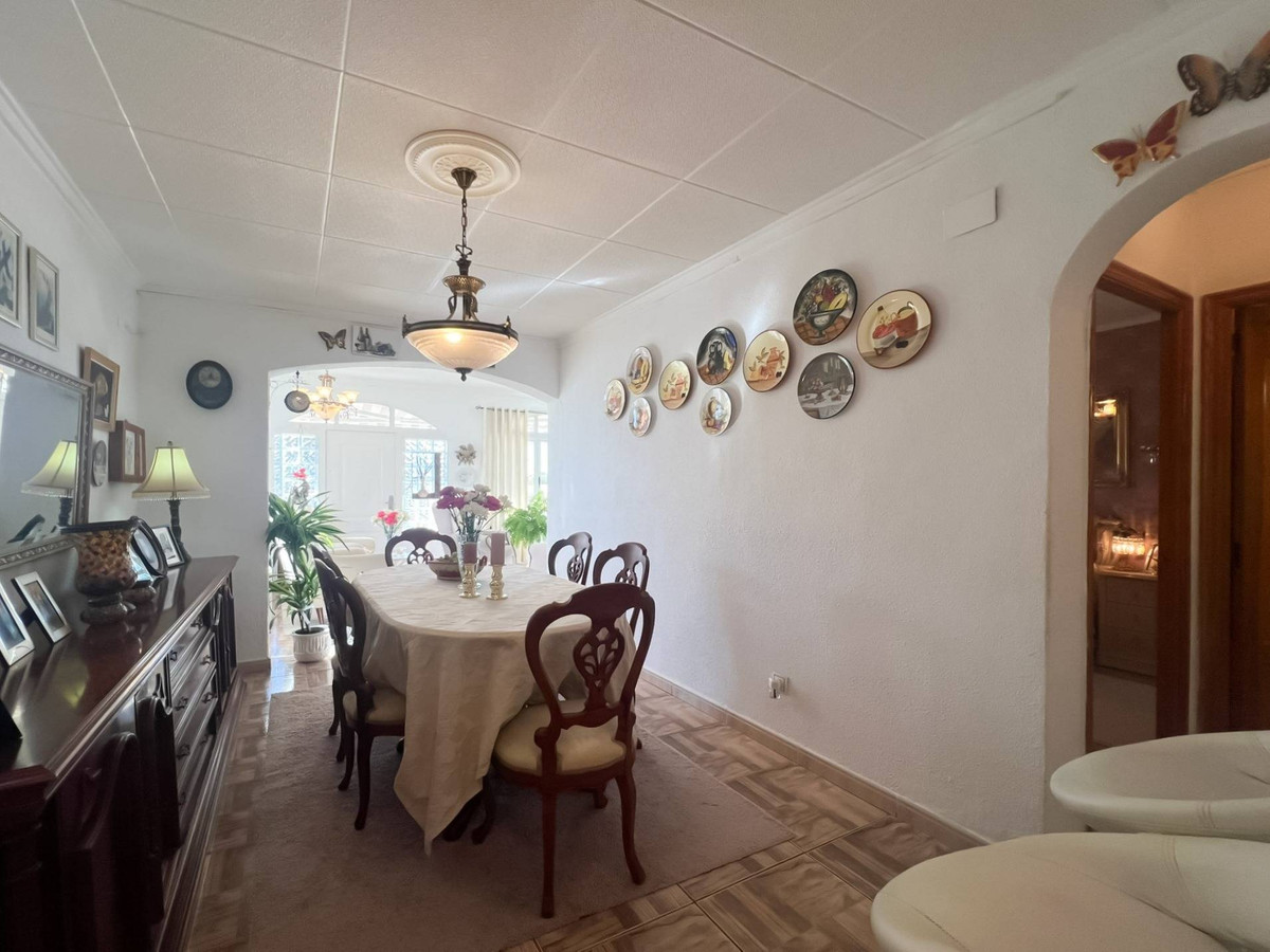 3 Bed Townhouse for sale in La Siesta Costa Blanca, Alicante, Spain