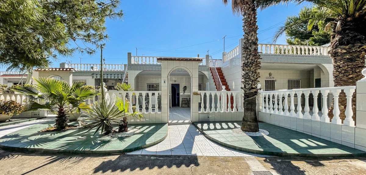 Se vende Adosada de 2 dormitorios en Costa Blanca, Alicante, España