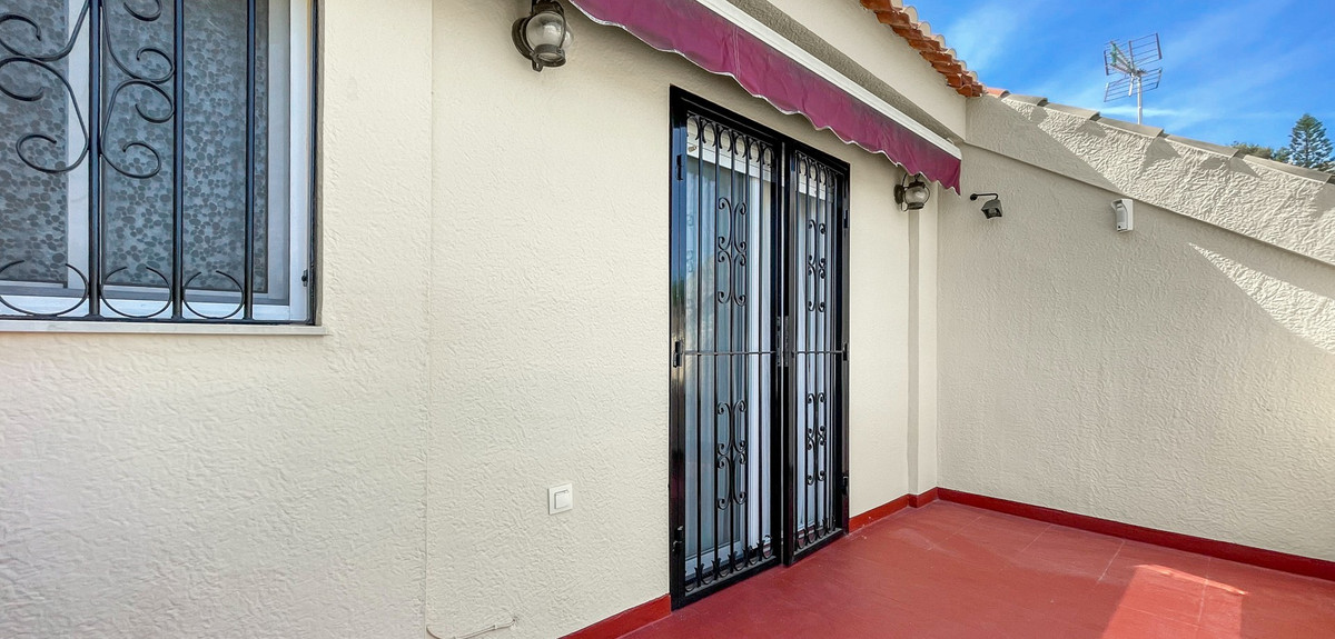 Se vende Adosada de 3 dormitorios en Costa Blanca, Alicante, España