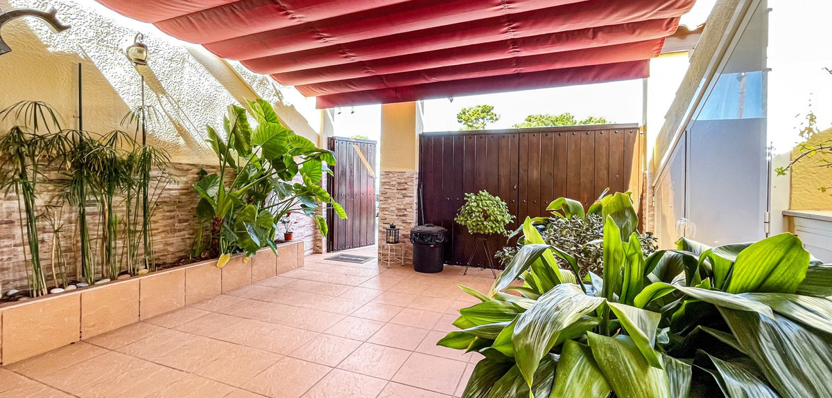 Se vende Adosada de 3 dormitorios en Costa Blanca, Alicante, España