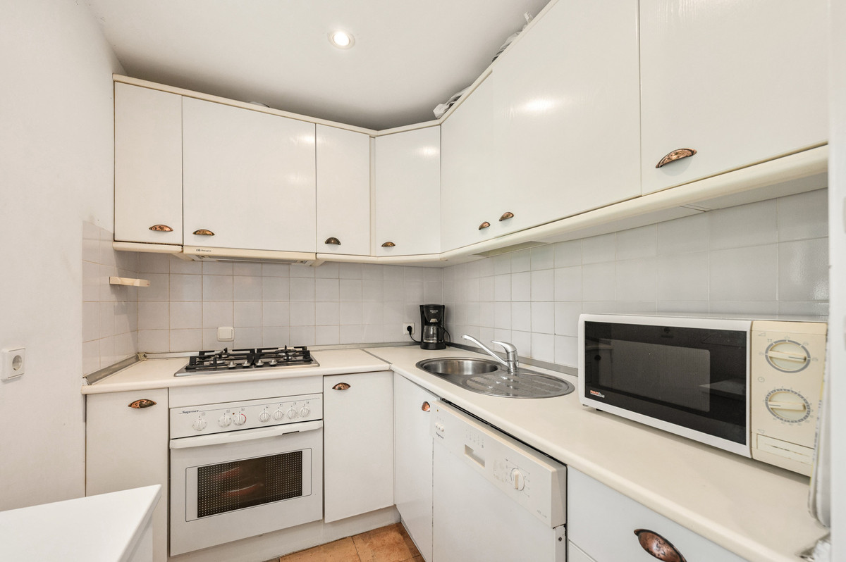 Se vende Villa - Chalet de 5 dormitorios en Costa Del Sol, Málaga, España