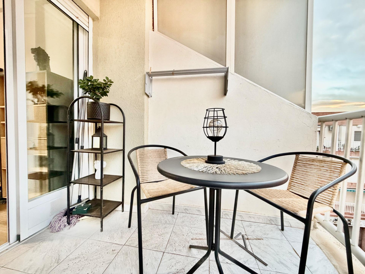 Se vende Apartamento Planta Media de 1 dormitorios en Costa Blanca, Alicante, España