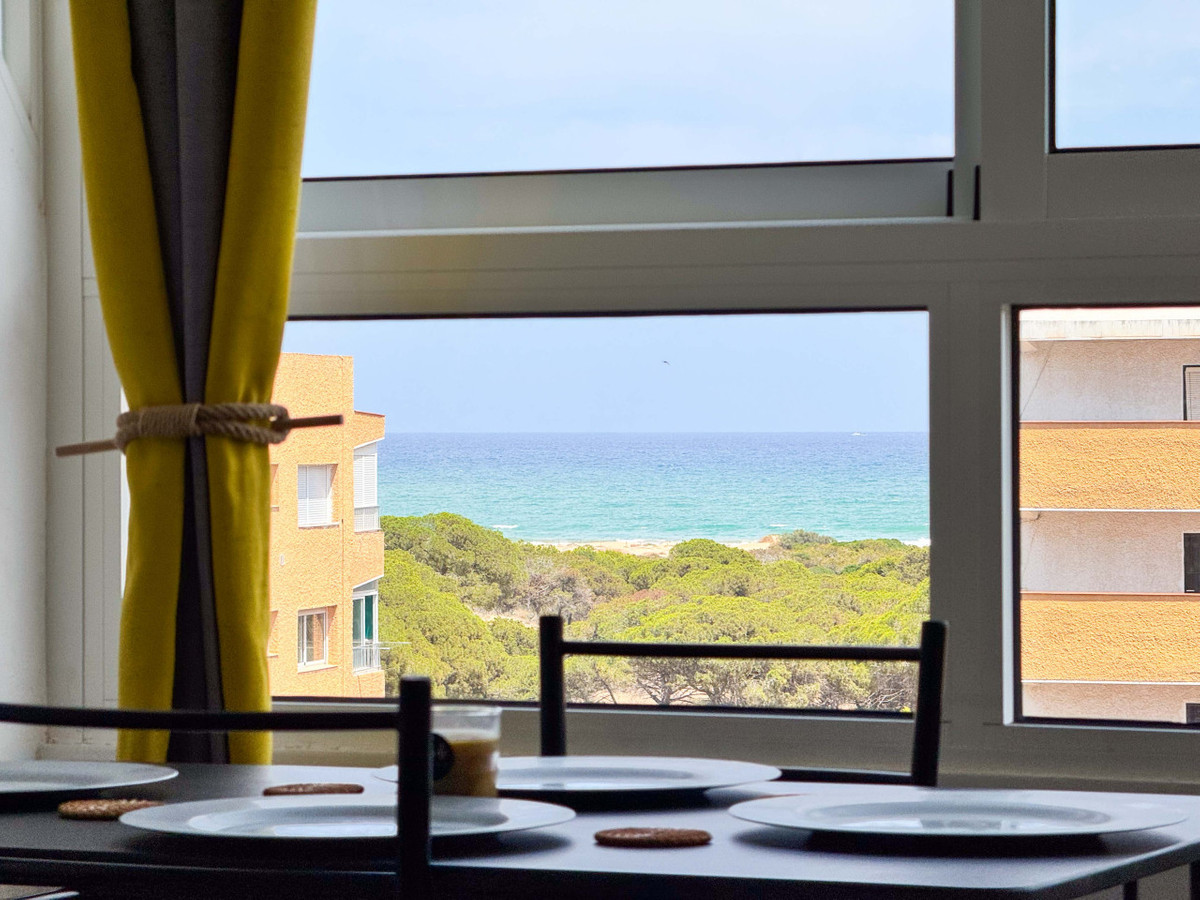 Se vende Apartamento Planta Media de 2 dormitorios en Costa Blanca, Alicante, España