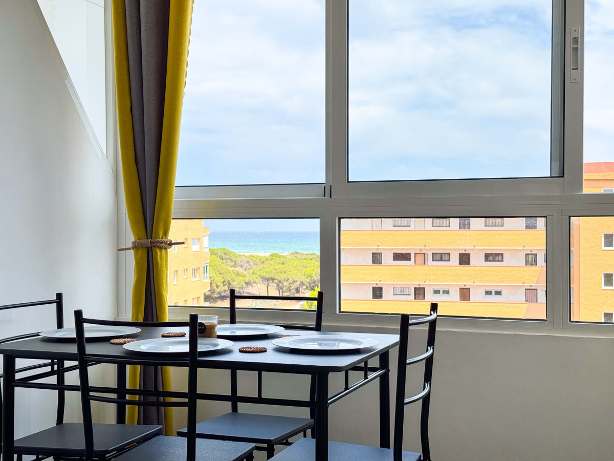Se vende Apartamento Planta Media de 2 dormitorios en Costa Blanca, Alicante, España