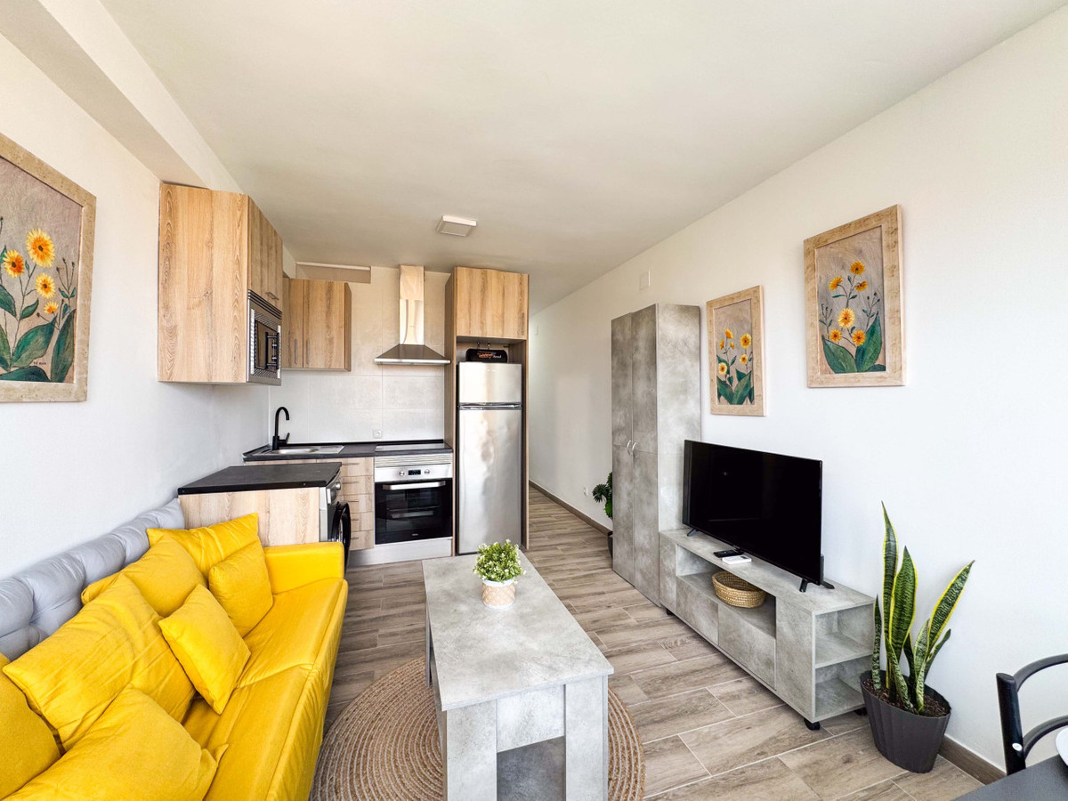 Se vende Apartamento Planta Media de 2 dormitorios en Costa Blanca, Alicante, España