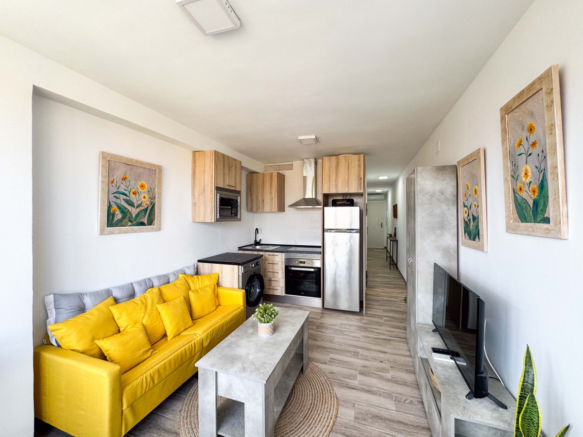 Se vende Apartamento Planta Media de 2 dormitorios en Costa Blanca, Alicante, España