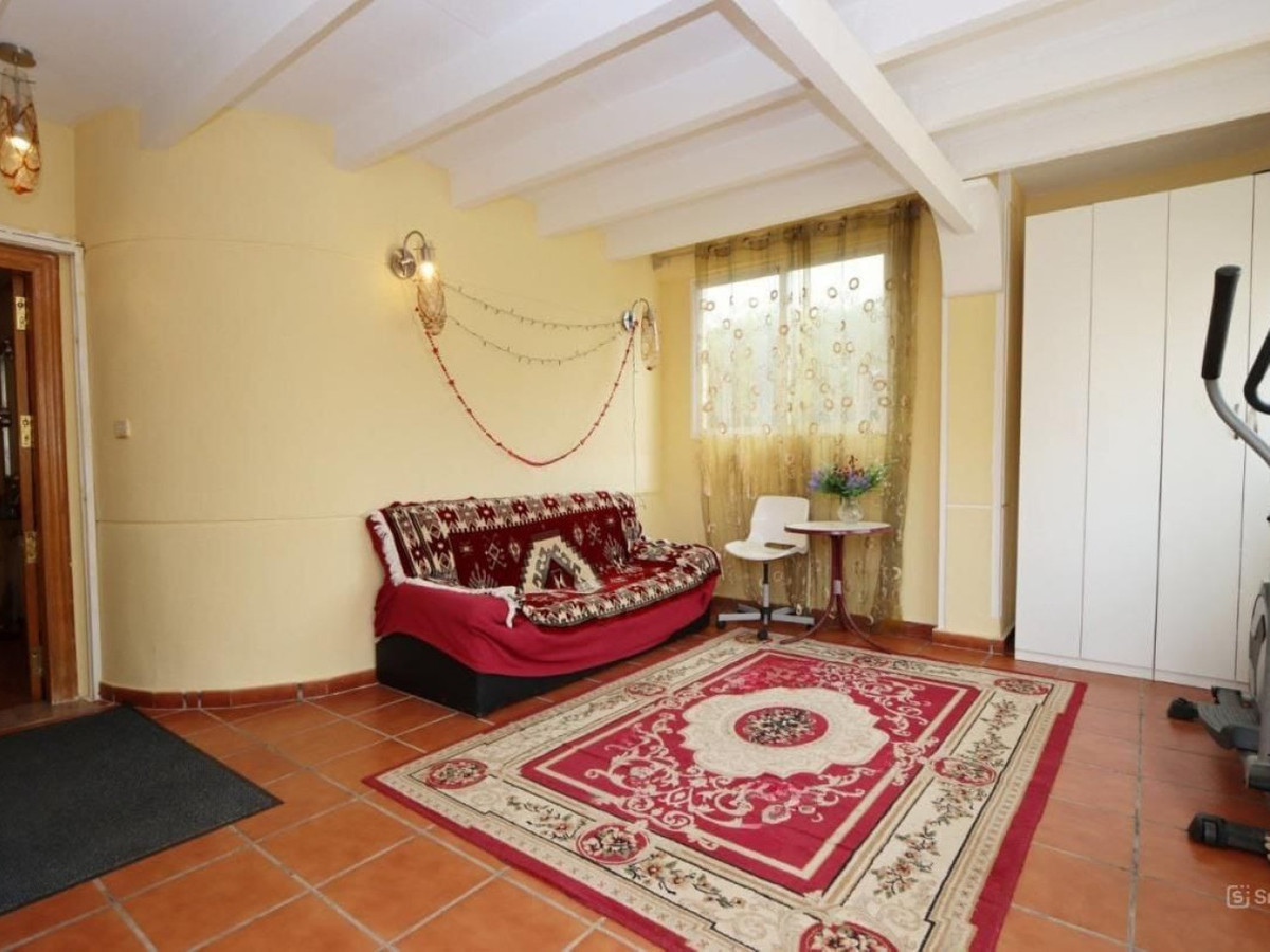 Se vende Villa - Chalet de 4 dormitorios en Costa Blanca, Alicante, España