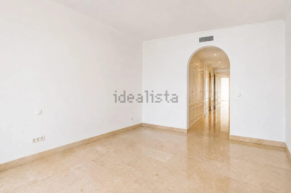 Se vende Apartamento Planta Baja de 3 dormitorios en Costa Del Sol, Málaga, España