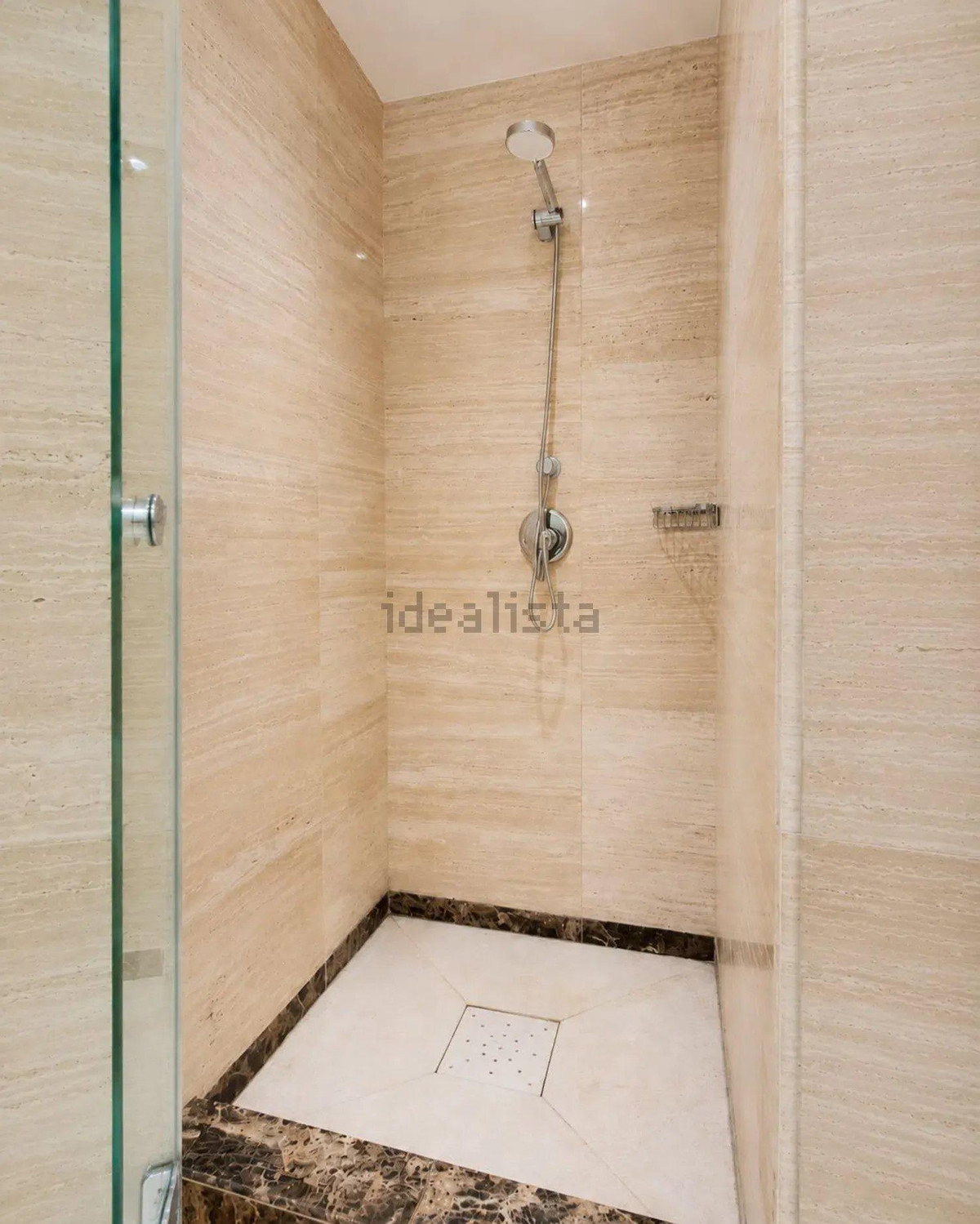 Se vende Apartamento Planta Baja de 3 dormitorios en Costa Del Sol, Málaga, España