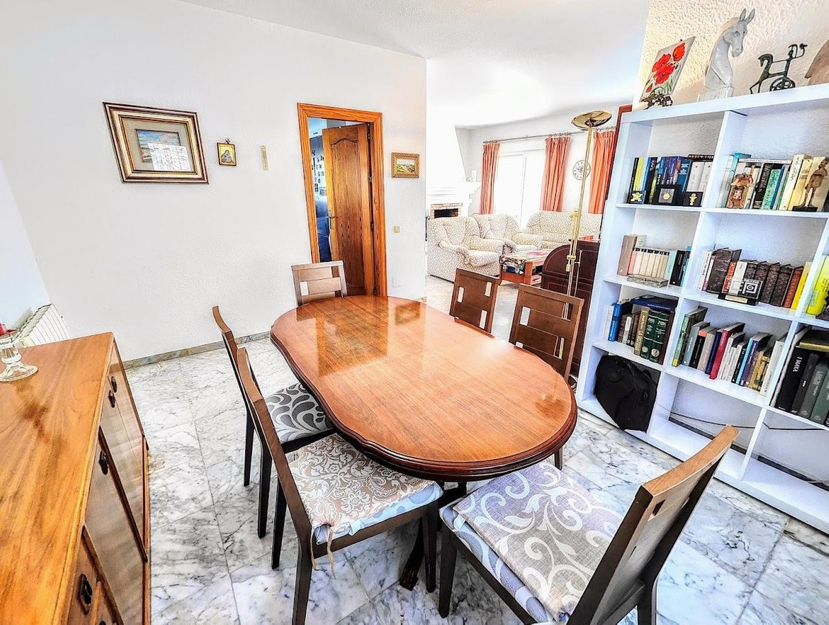 4 Bed Townhouse for sale in Benalmadena Costa Costa Del Sol, Málaga, Spain