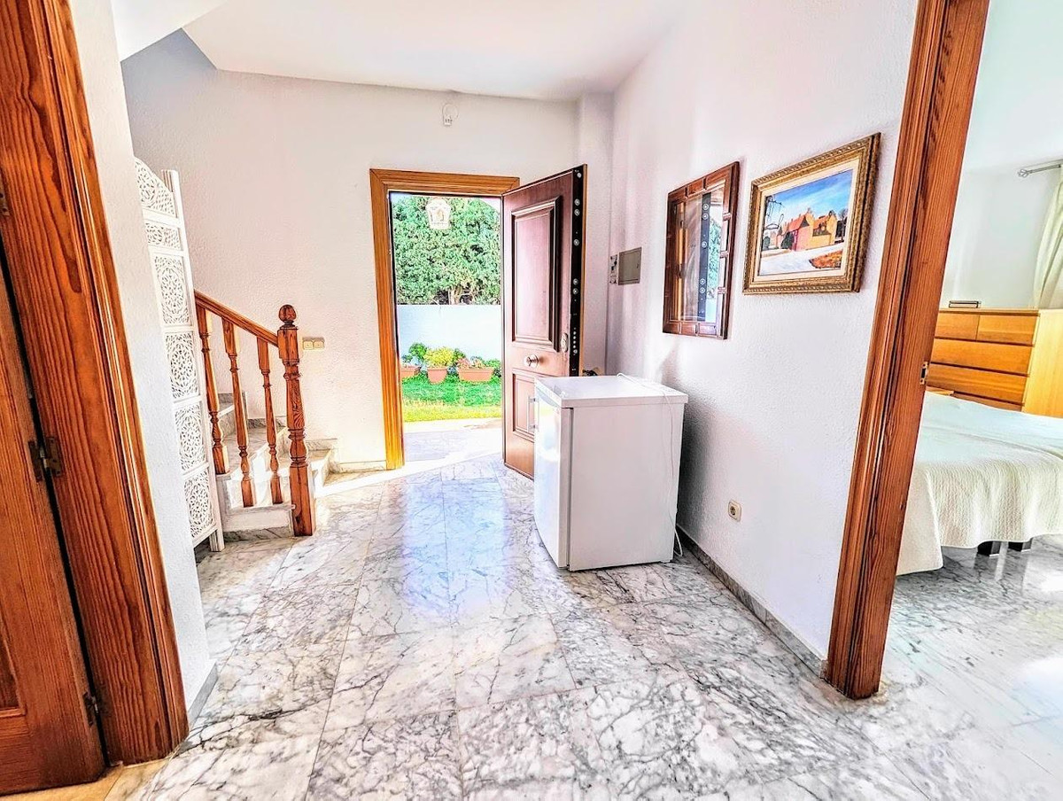4 Bed Townhouse for sale in Benalmadena Costa Costa Del Sol, Málaga, Spain