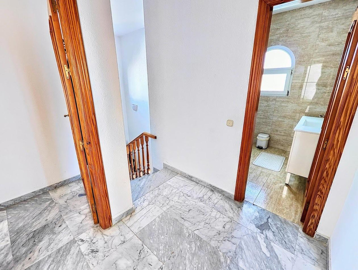 4 Bed Townhouse for sale in Benalmadena Costa Costa Del Sol, Málaga, Spain